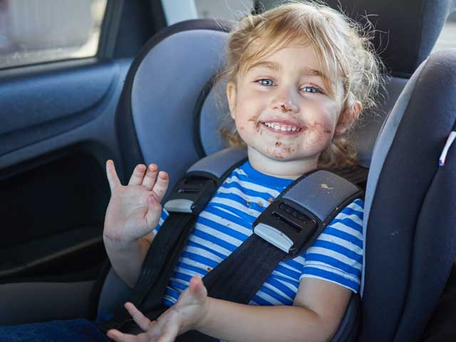 car-seat-cleaning